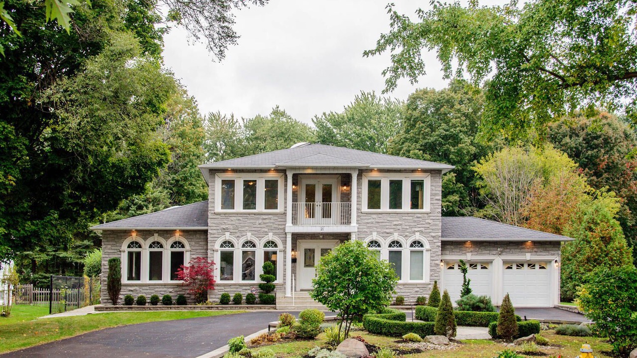 Photo of Outdoor in West Hill