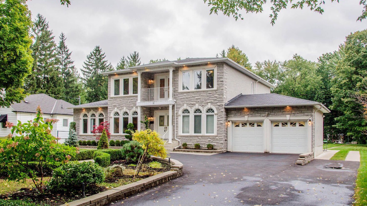 Photo of Outdoor in West Hill