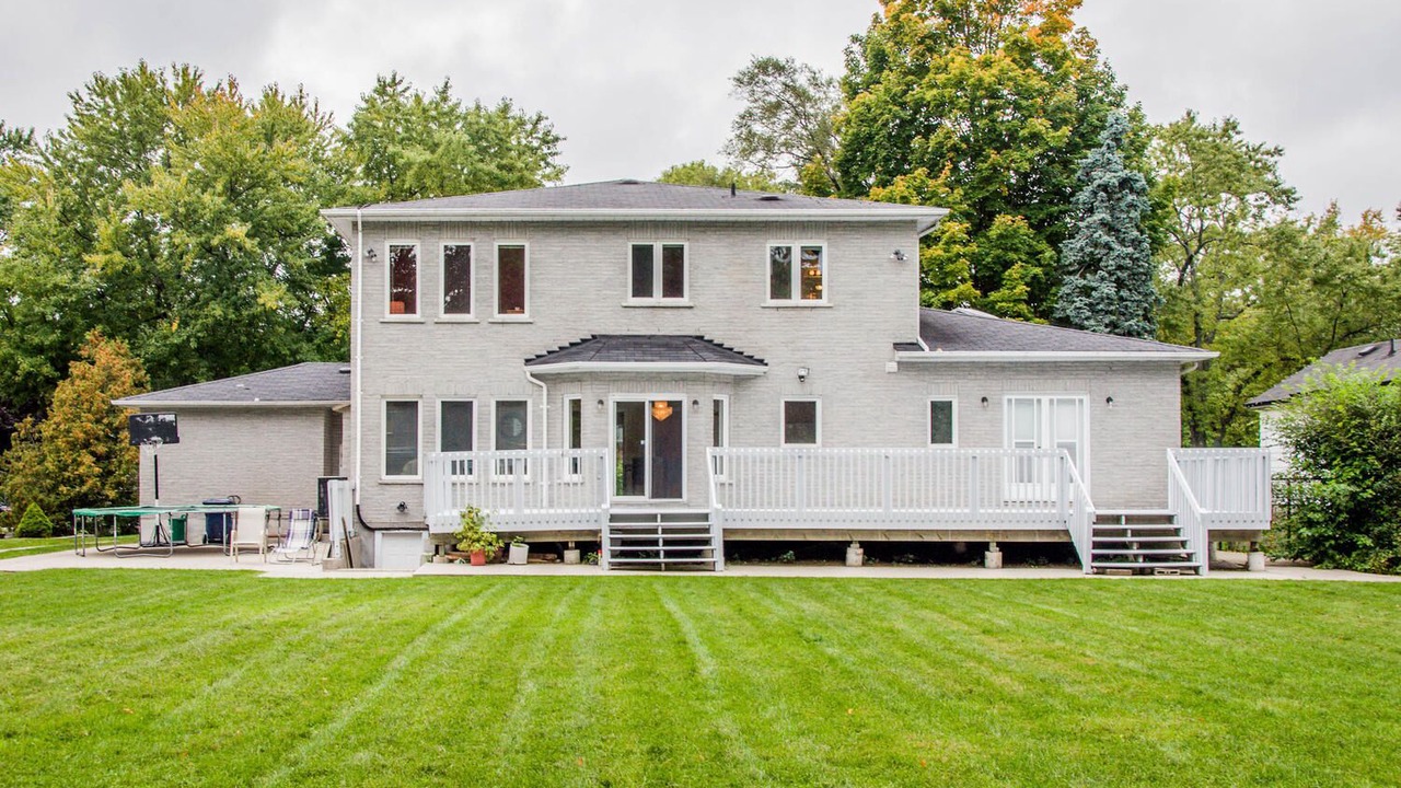 Photo of Outdoor in West Hill