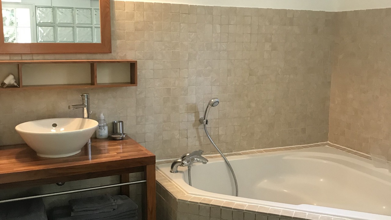 Photo of Bathroom in Bouc-Bel-Air