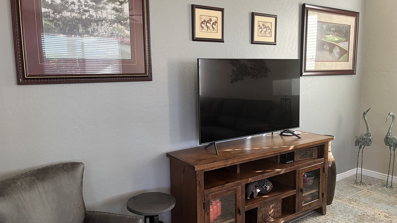 Photo of Livingroom in Surprise Farms