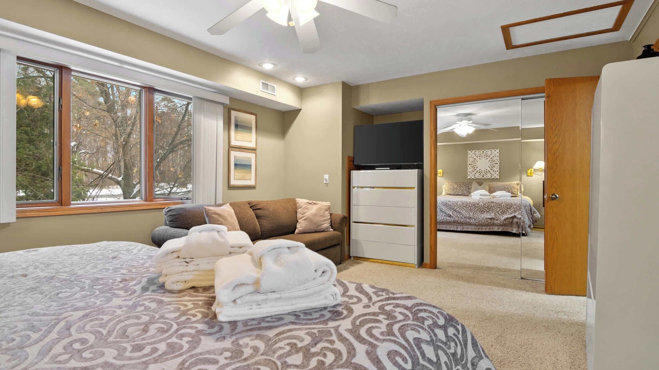 Photo of Bedroom in Elk Rapids