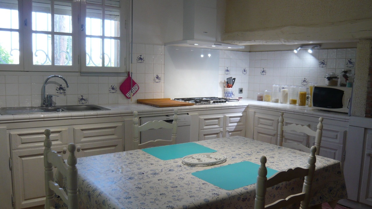 Photo of Kitchen in Saint-Genies-Bellevue