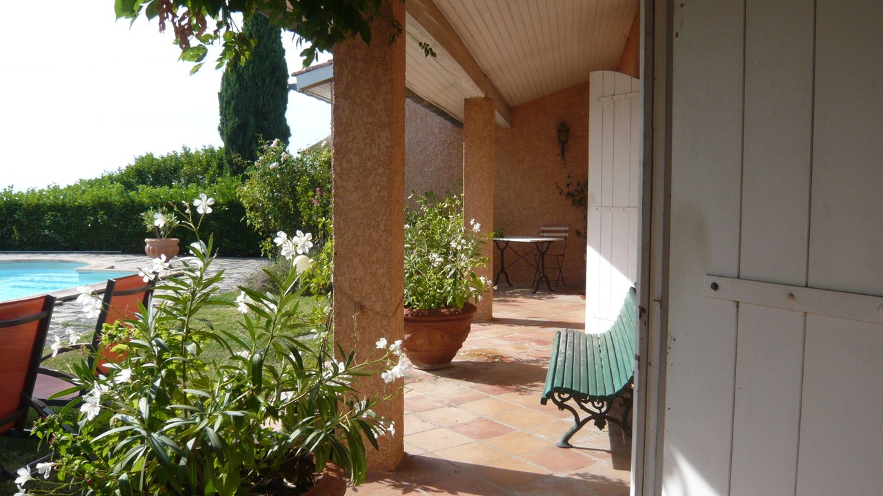 Photo of Patio Balcony in Saint-Genies-Bellevue