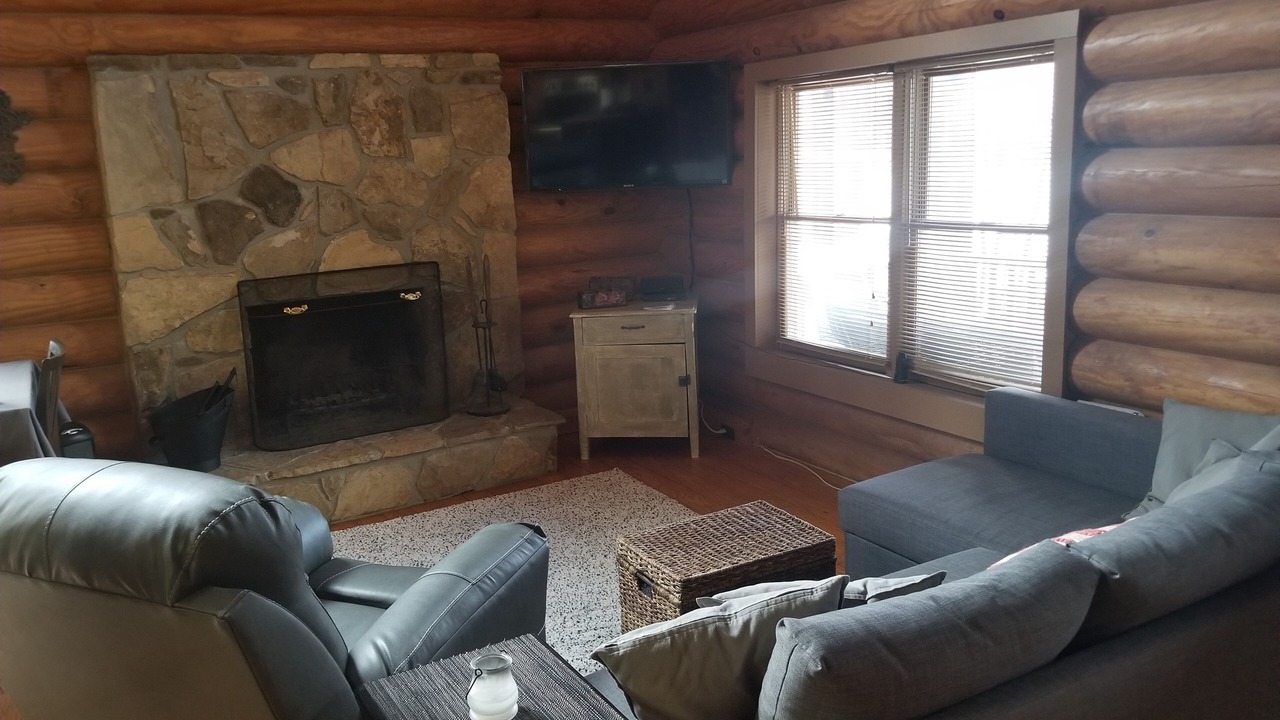 Photo of Livingroom in Big Creek