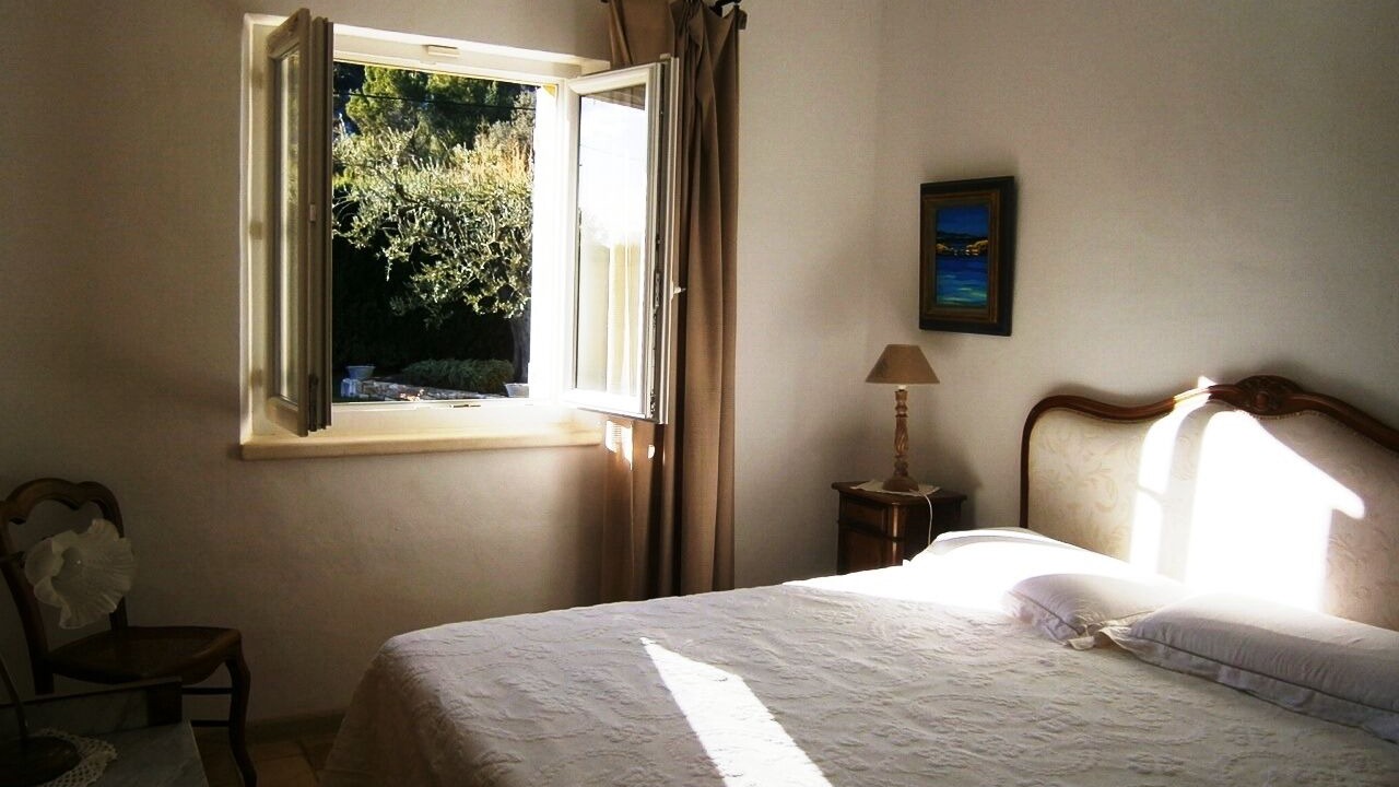 Photo of Bedroom in Rochefort-du-Gard
