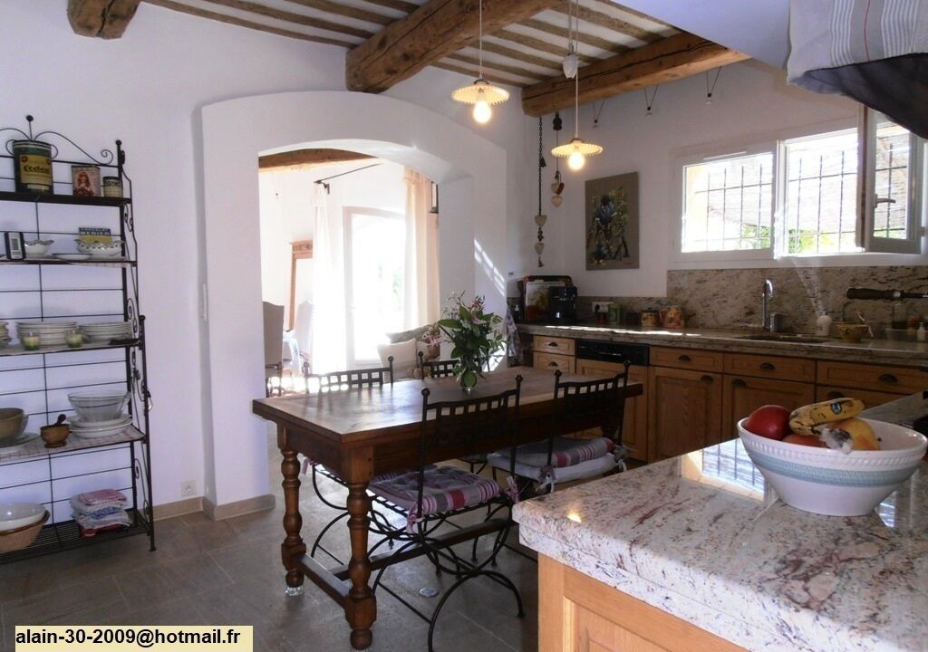 Photo of Kitchen in Rochefort-du-Gard