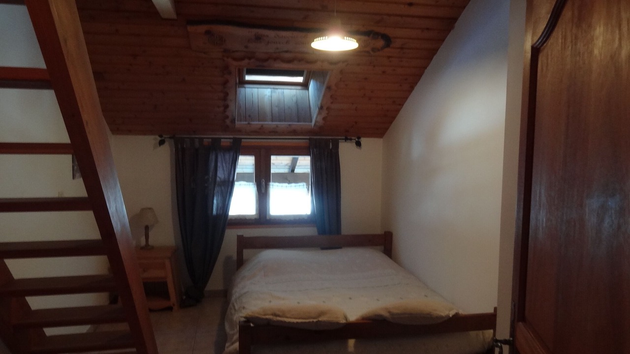 Photo of Bedroom in Vars