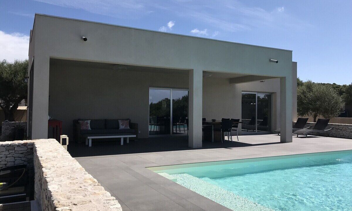 Photo of Outdoor in Bonifacio