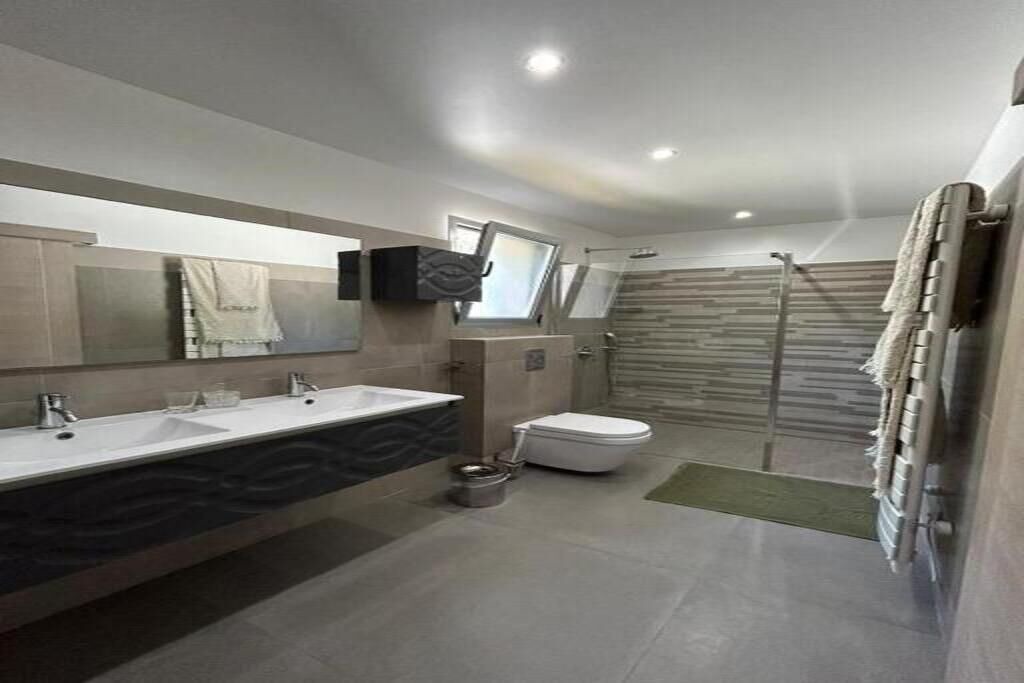 Photo of Bathroom in Bonifacio