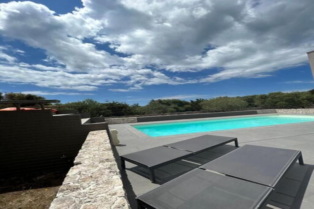 Photo of Outdoor in Bonifacio