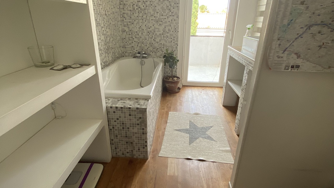 Photo of Bathroom in Marengo - Jolimont