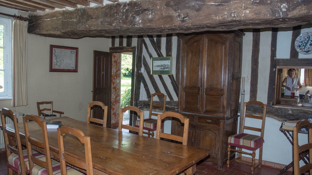 Photo of Bedroom in Manneville-la-Raoult