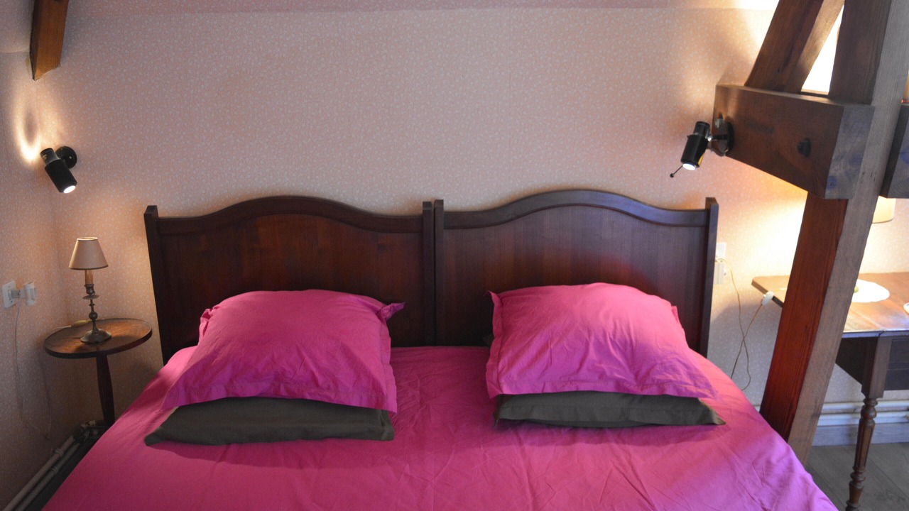 Photo of Bedroom in Manneville-la-Raoult