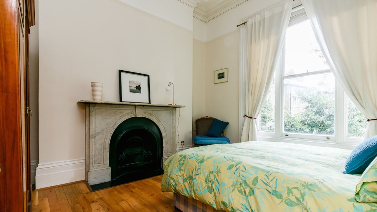 Photo of Bedroom in Clapham
