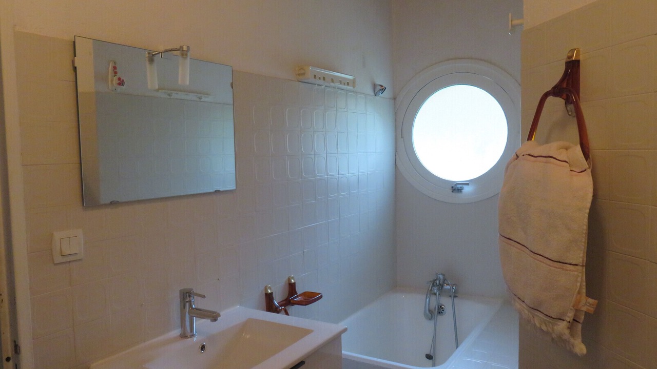 Photo of Bathroom in Font-Romeu-Odeillo-Via