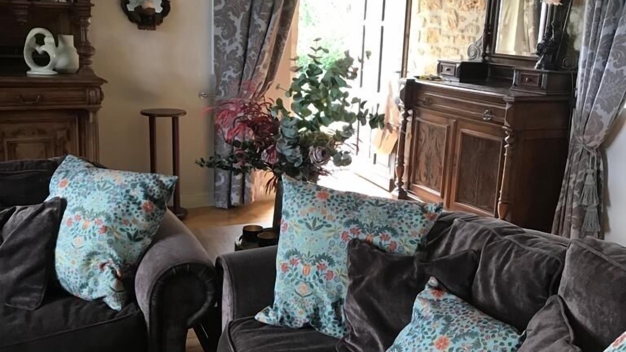 Photo of Livingroom in Charras