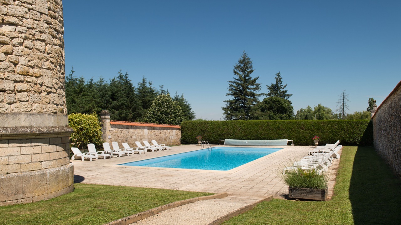 Photo of Outdoor in Charras