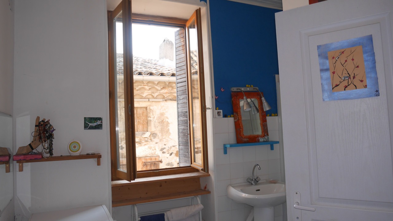 Photo of Bathroom in Alba-la-Romaine