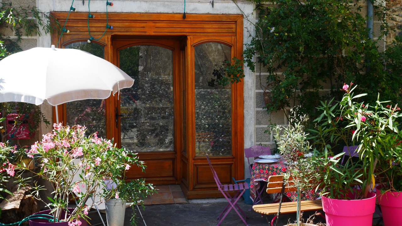 Photo of Outdoor in Alba-la-Romaine