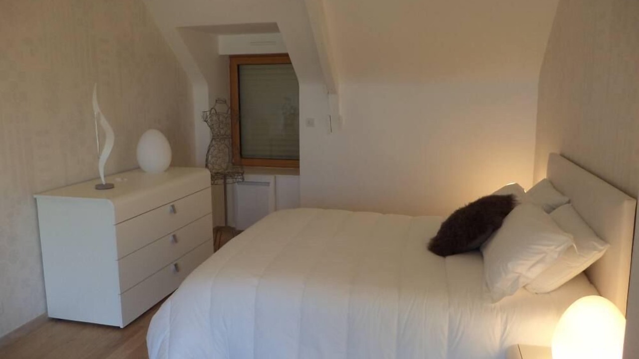 Photo of Bedroom in Saint-Meloir-des-Ondes
