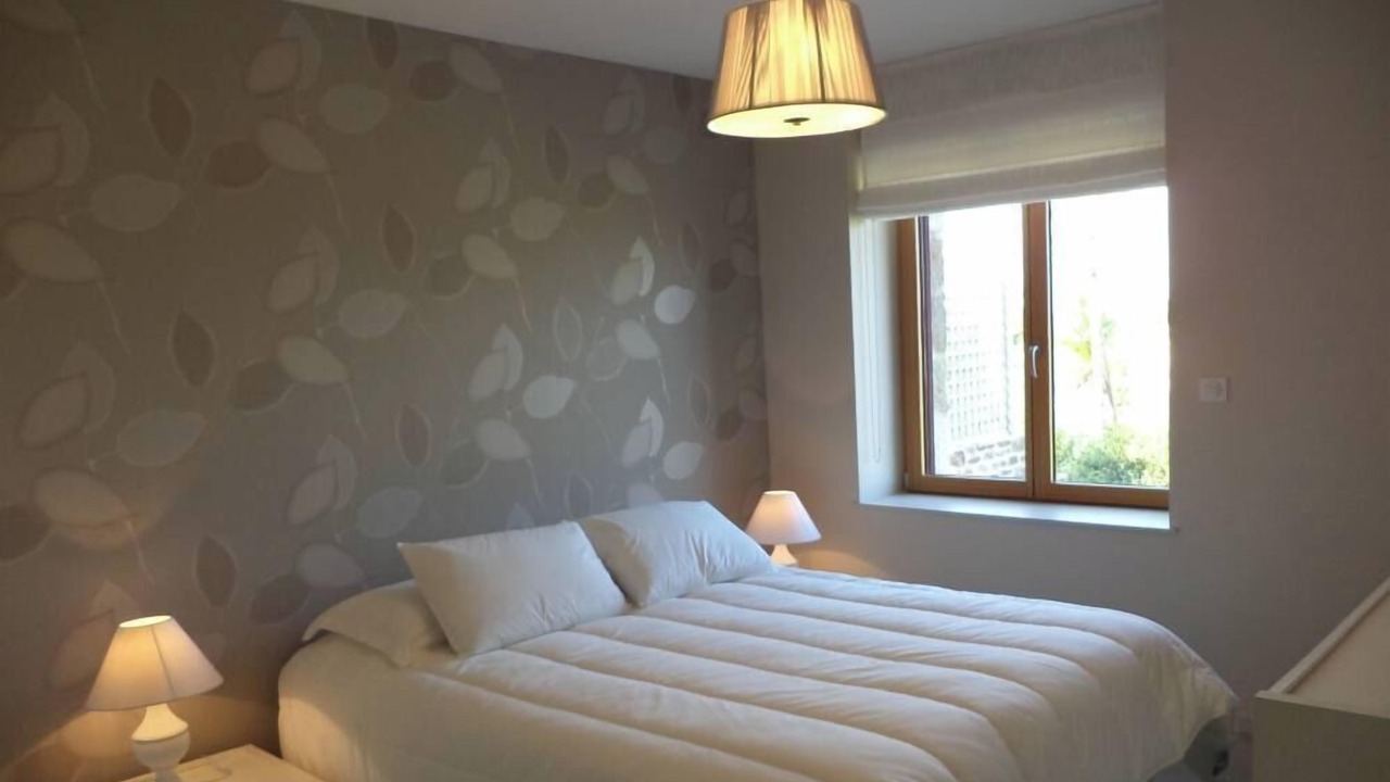 Photo of Bedroom in Saint-Meloir-des-Ondes