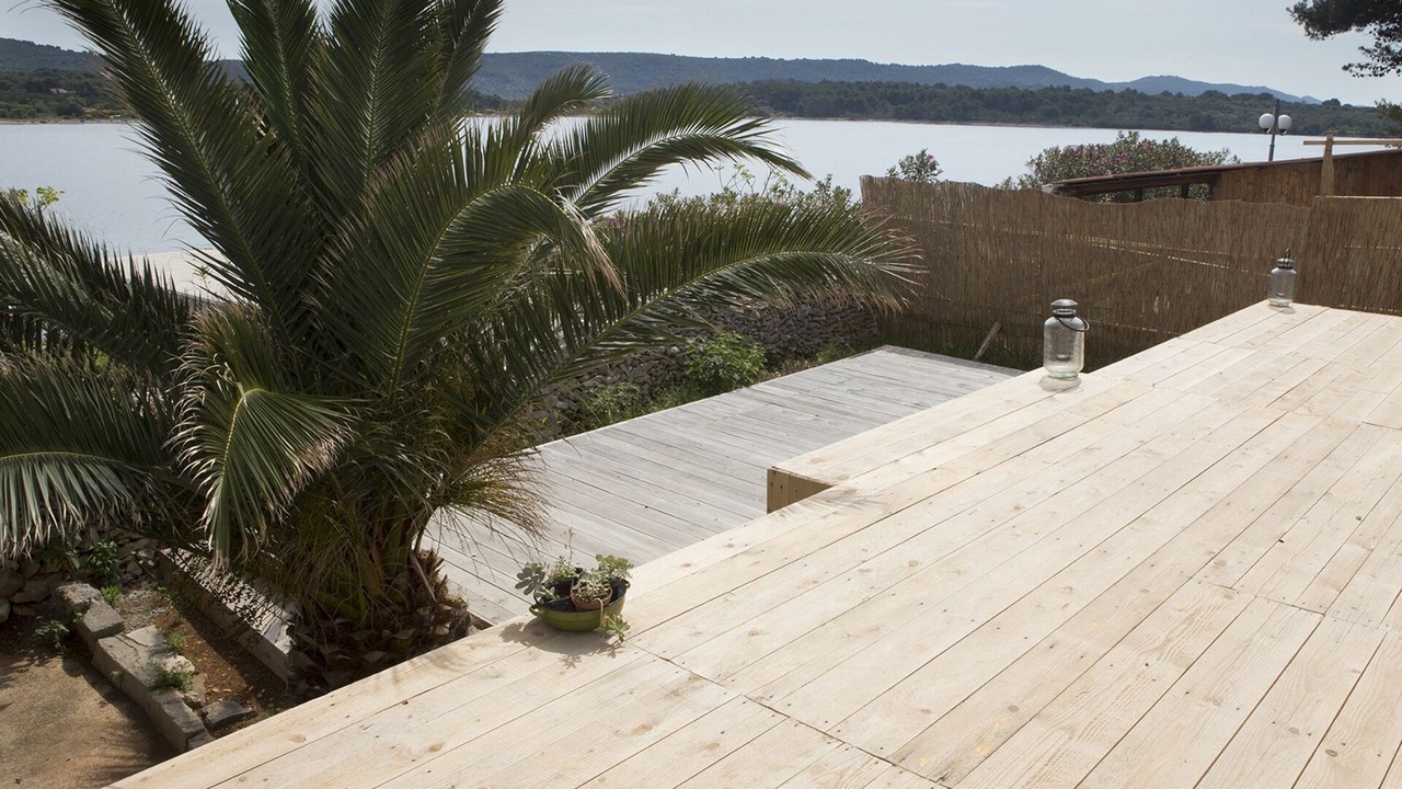 Photo of Patio Balcony in Veli Rat