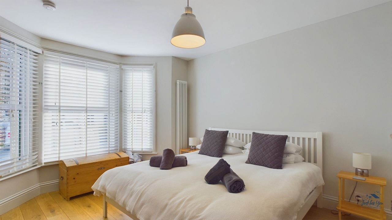 Photo of Others in Bembridge