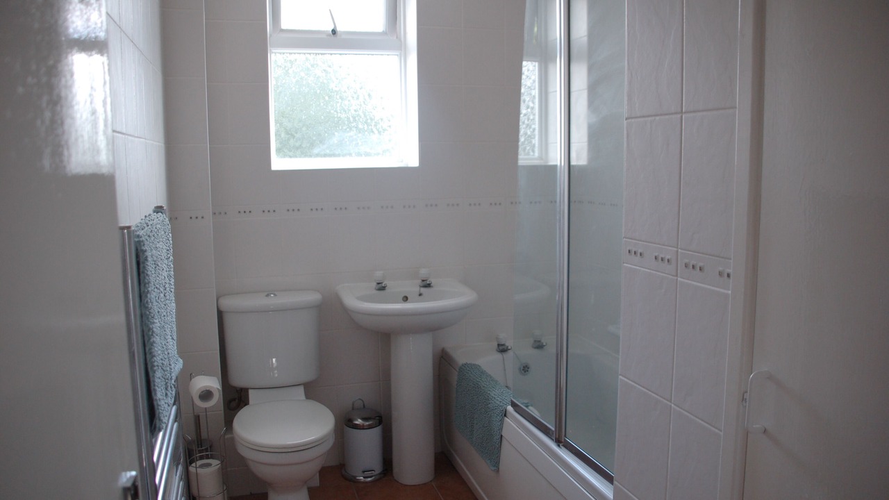 Photo of Bathroom in Tatenhill