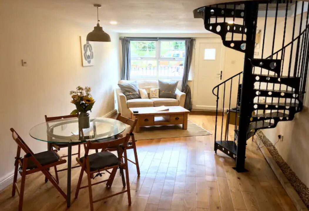 Photo of Livingroom in Probus