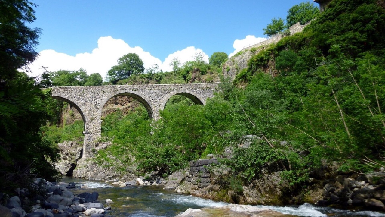 Photo of Outdoor in Fabras