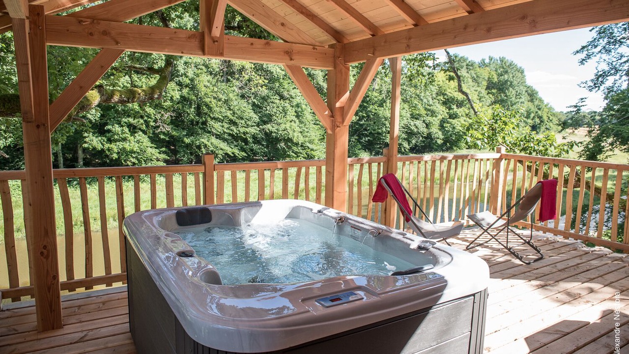 Photo of Patio Balcony in La Bussiere