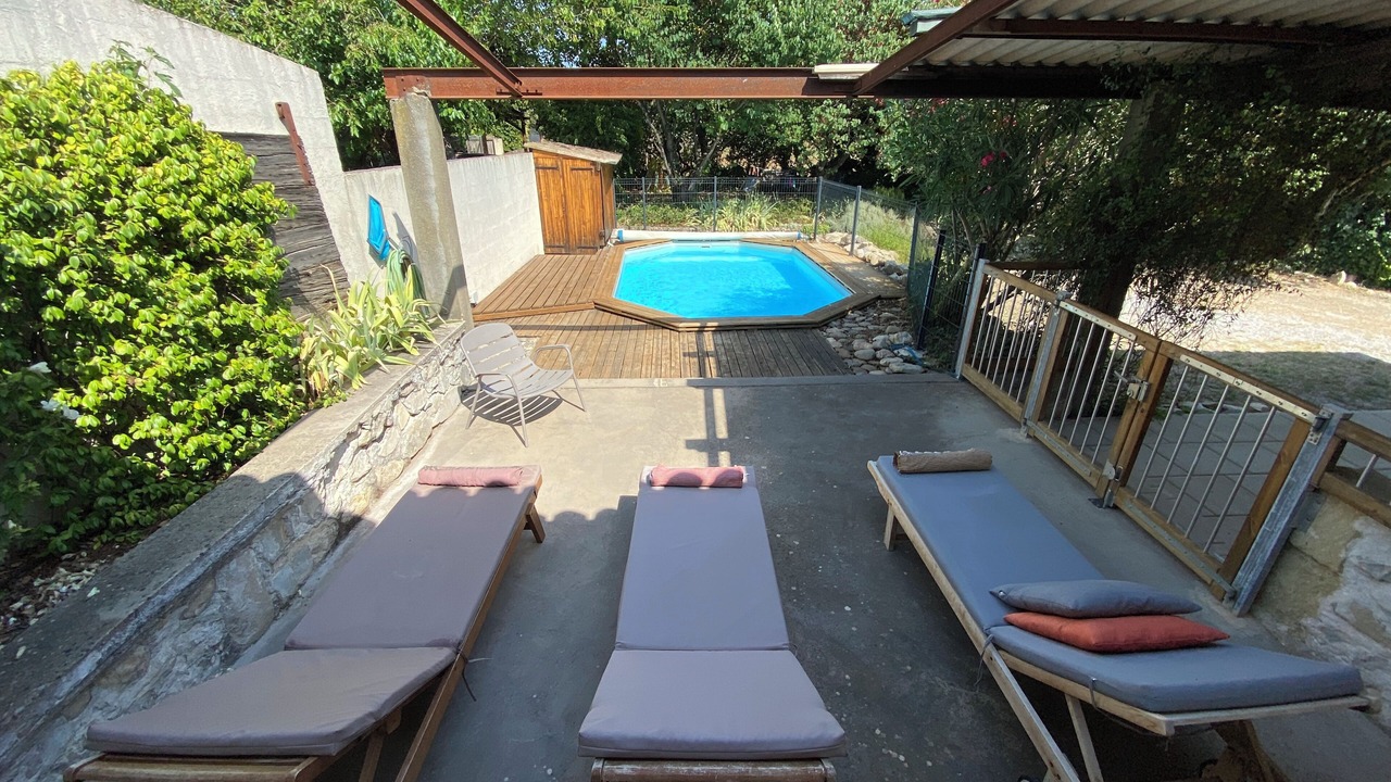 Photo of Patio Balcony in Montmirat