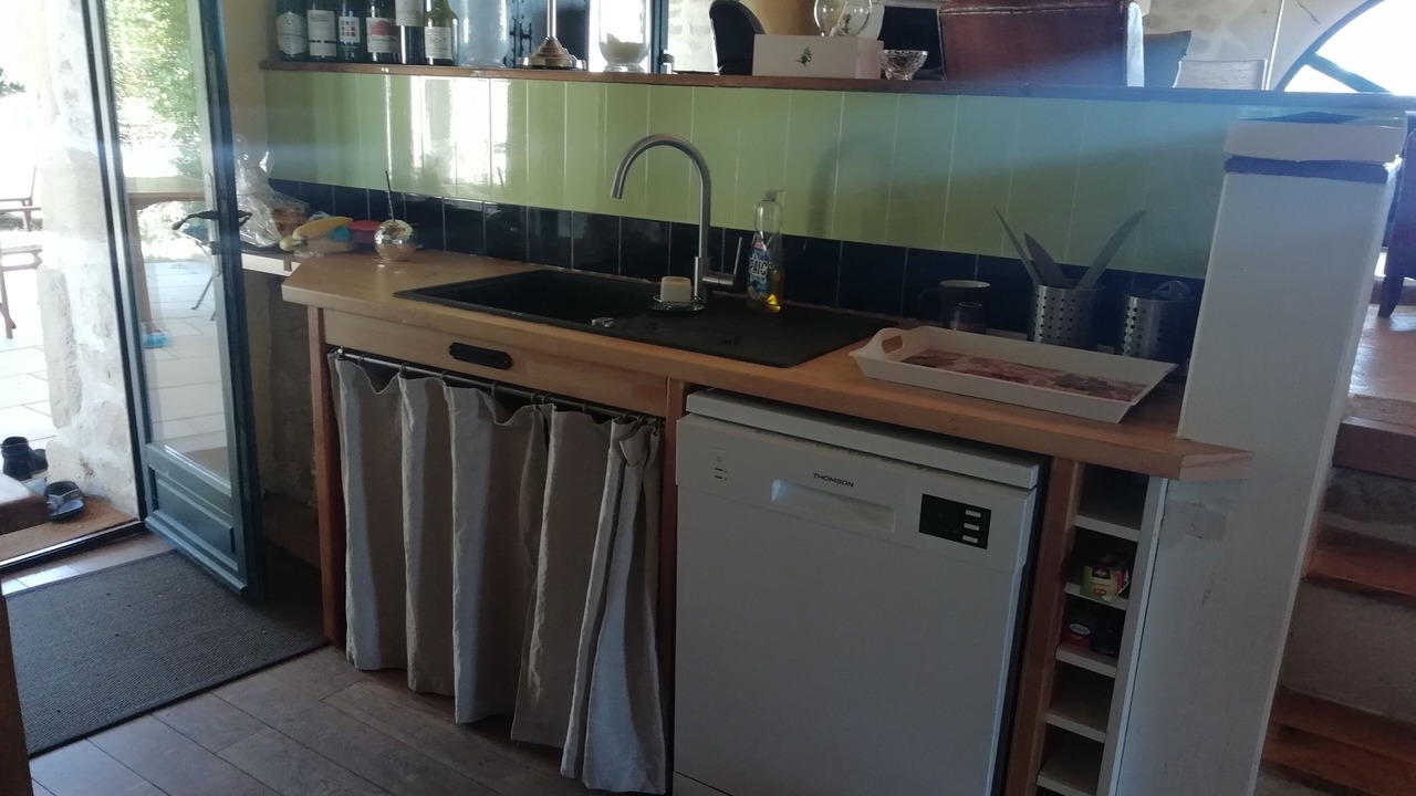Photo of Kitchen in Montmirat