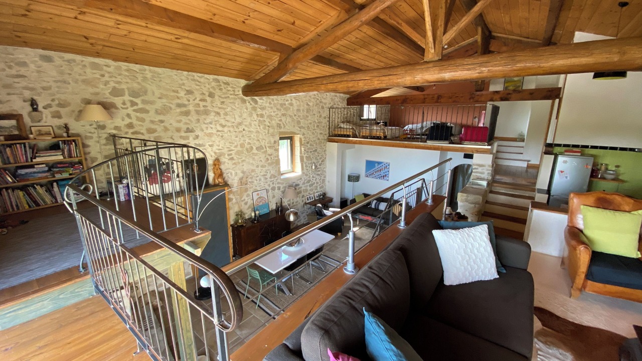 Photo of Livingroom in Montmirat