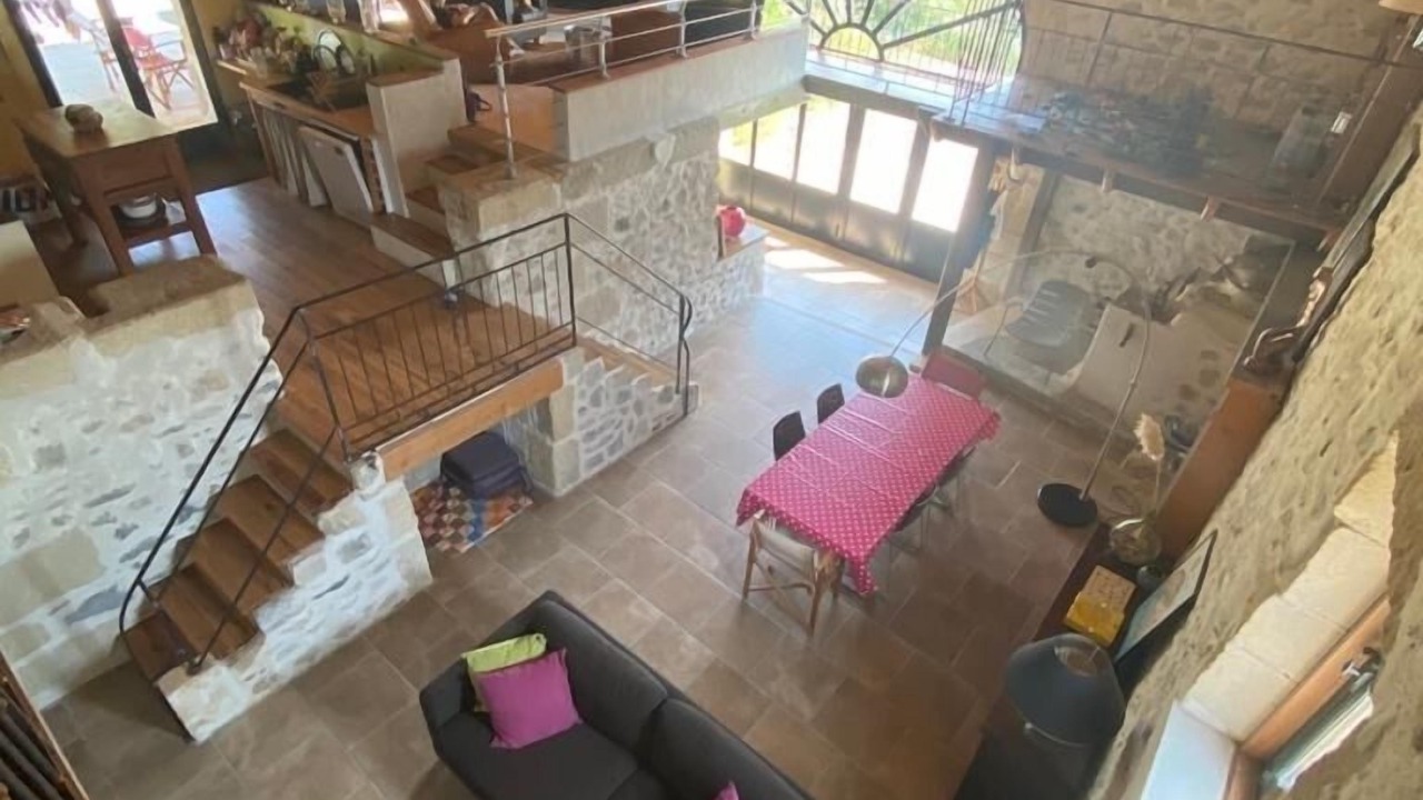 Photo of Livingroom in Montmirat