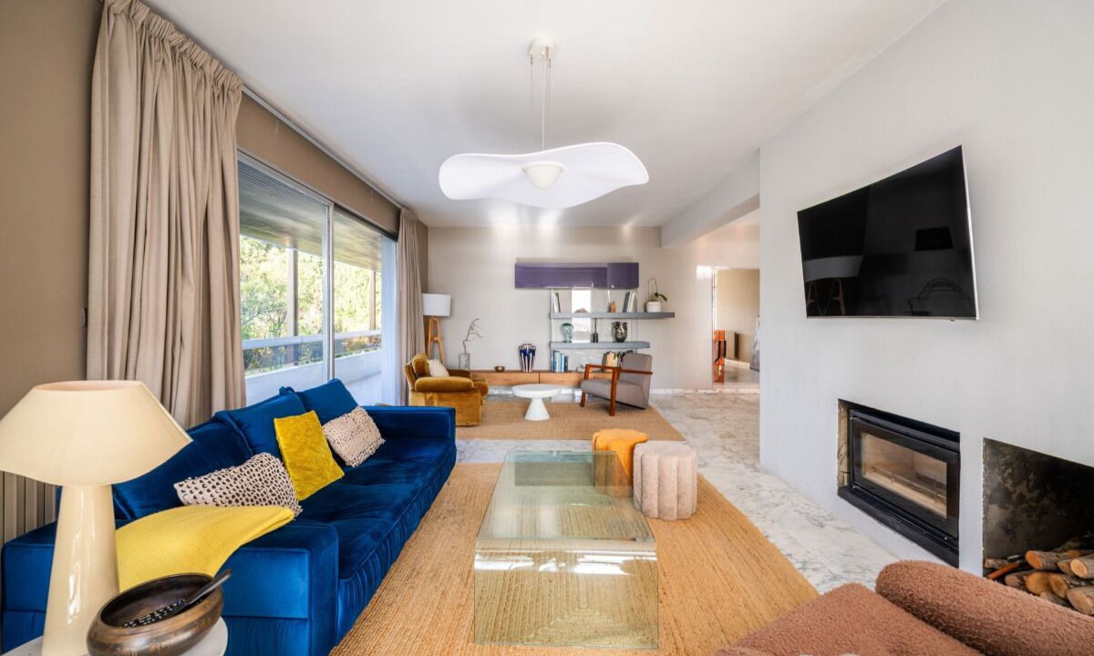 Photo of Livingroom in Roucas-Blanc