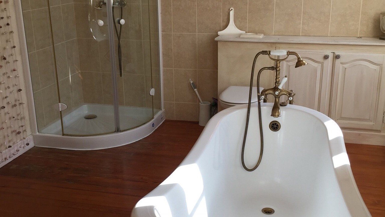 Photo of Bathroom in Caignac