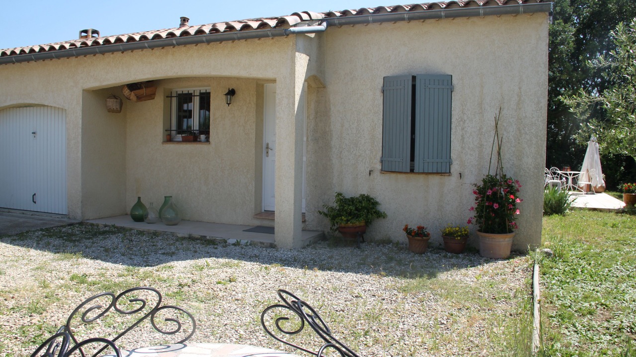 Photo of Outdoor in Collias