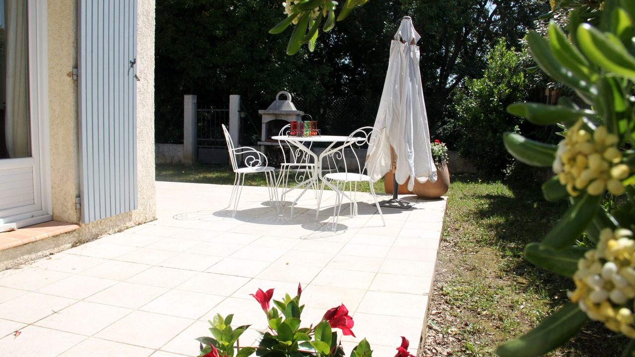 Photo of Outdoor in Collias