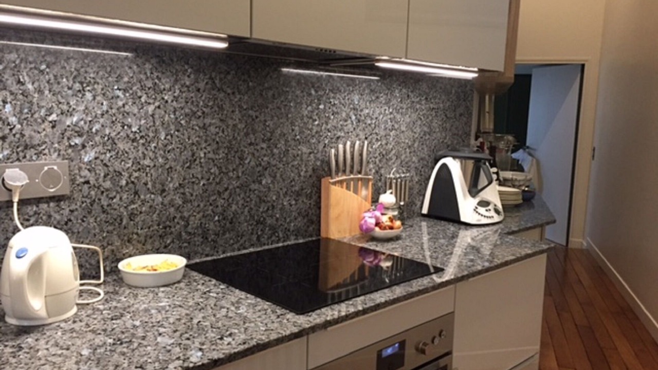 Photo of Kitchen in Quartier de la Plaine-de-Monceaux