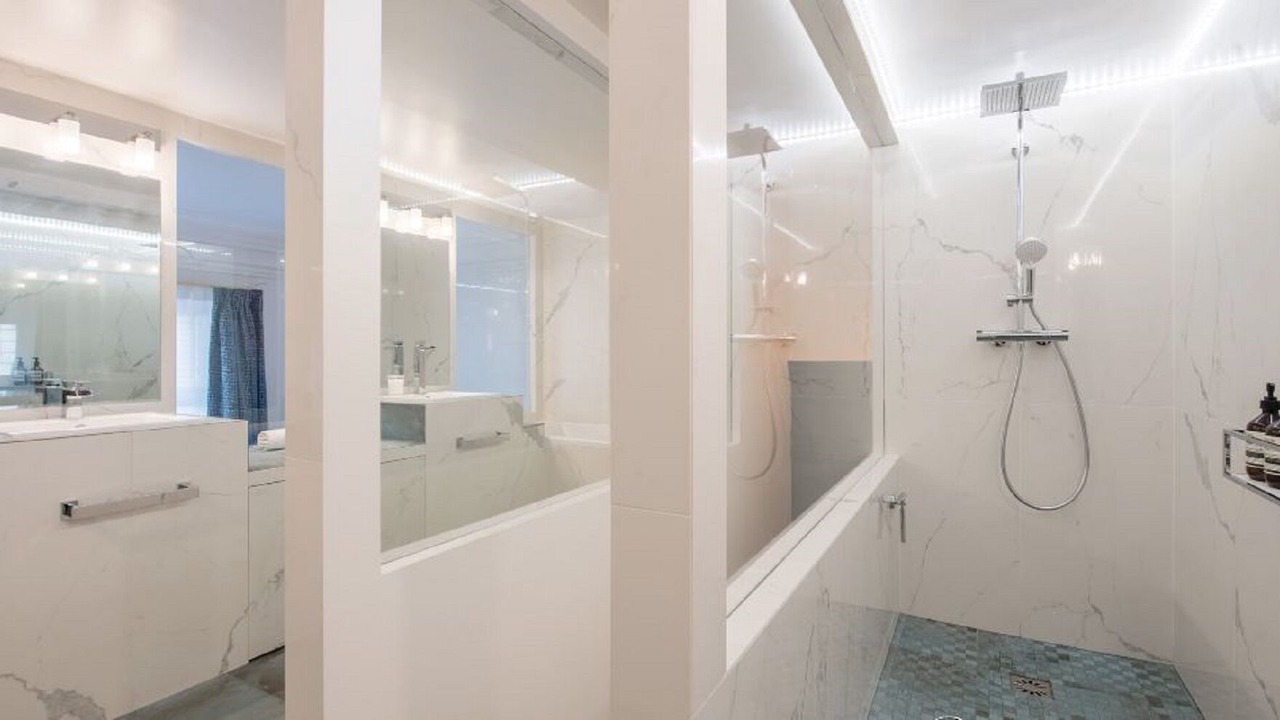 Photo of Bathroom in Quartier de la Plaine-de-Monceaux