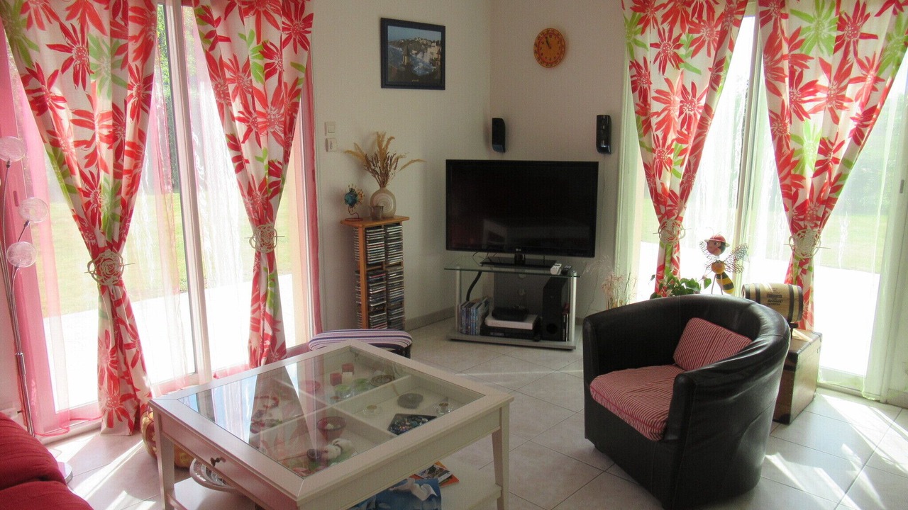 Photo of Livingroom in Saint-Pair-sur-Mer