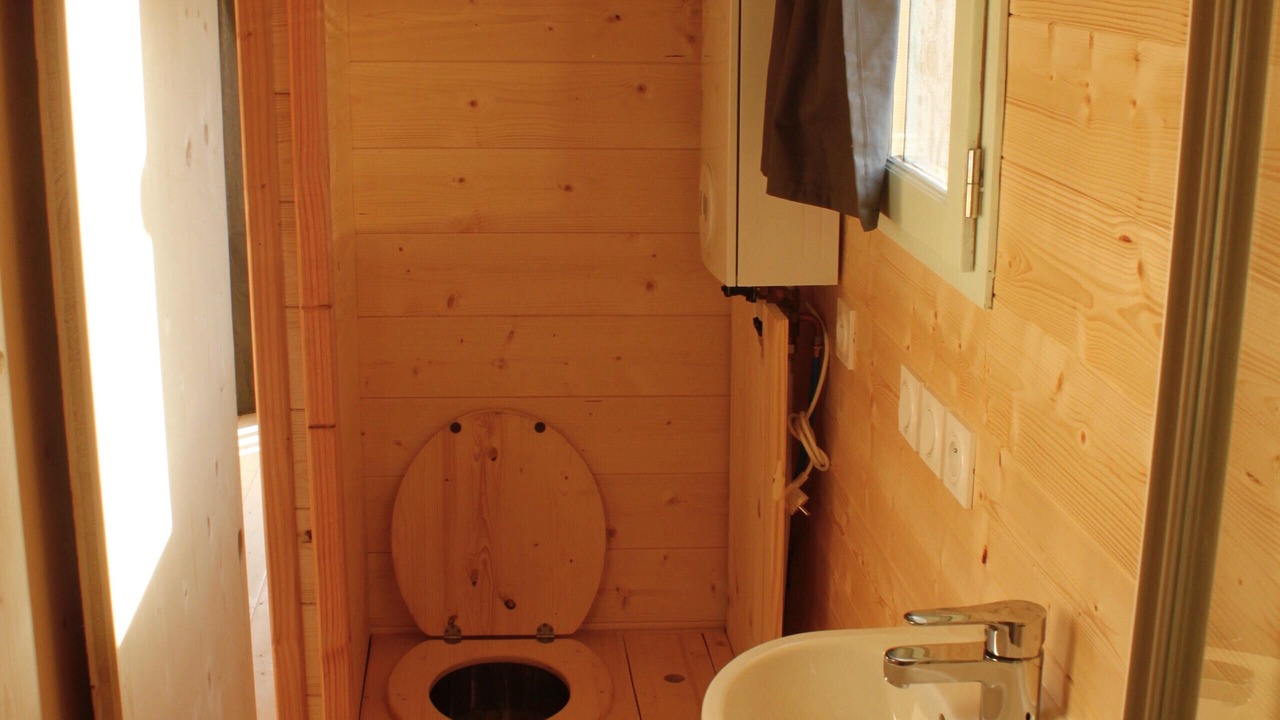 Photo of Bathroom in Mauroux