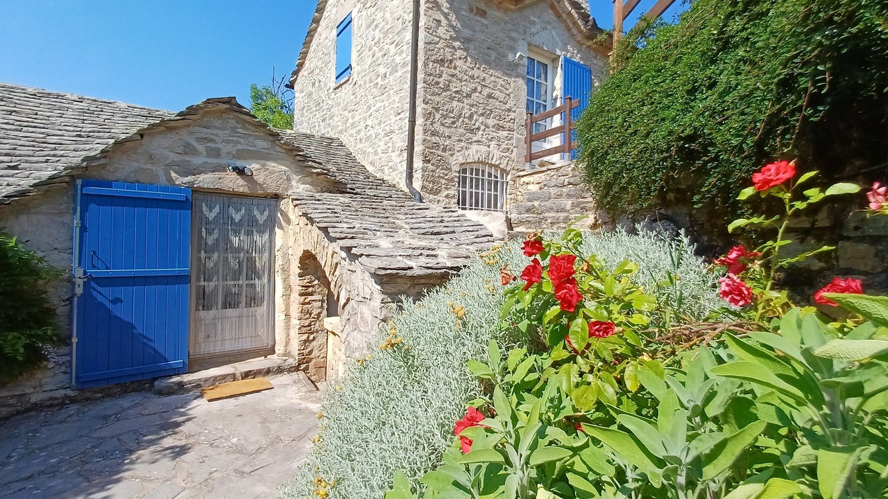 Photo of Outdoor in Hures-la-Parade