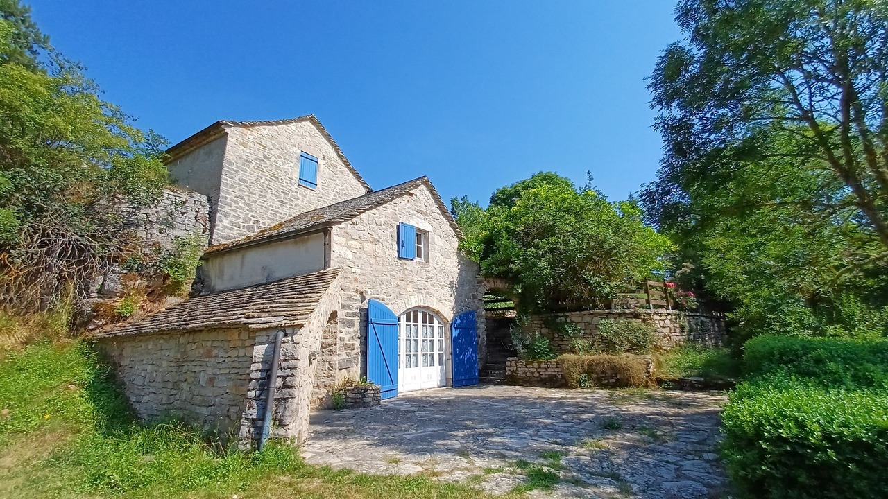 Photo of Outdoor in Hures-la-Parade
