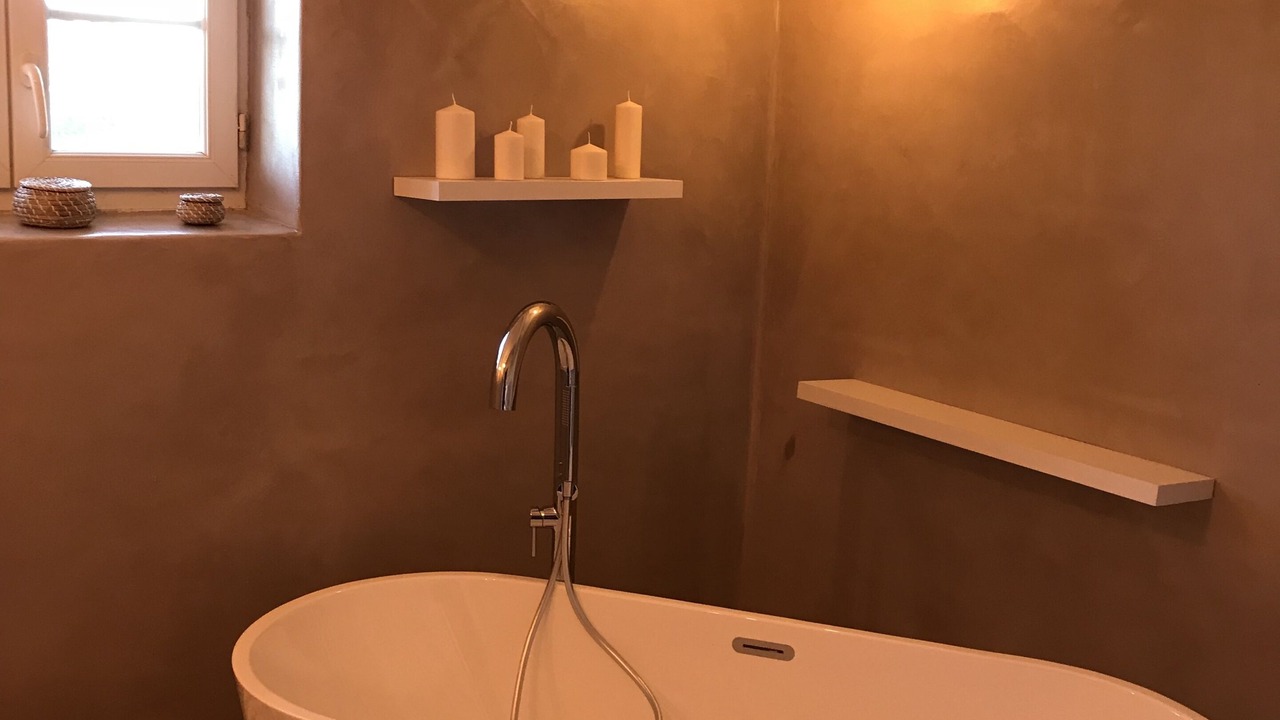 Photo of Bathroom in Ouveillan