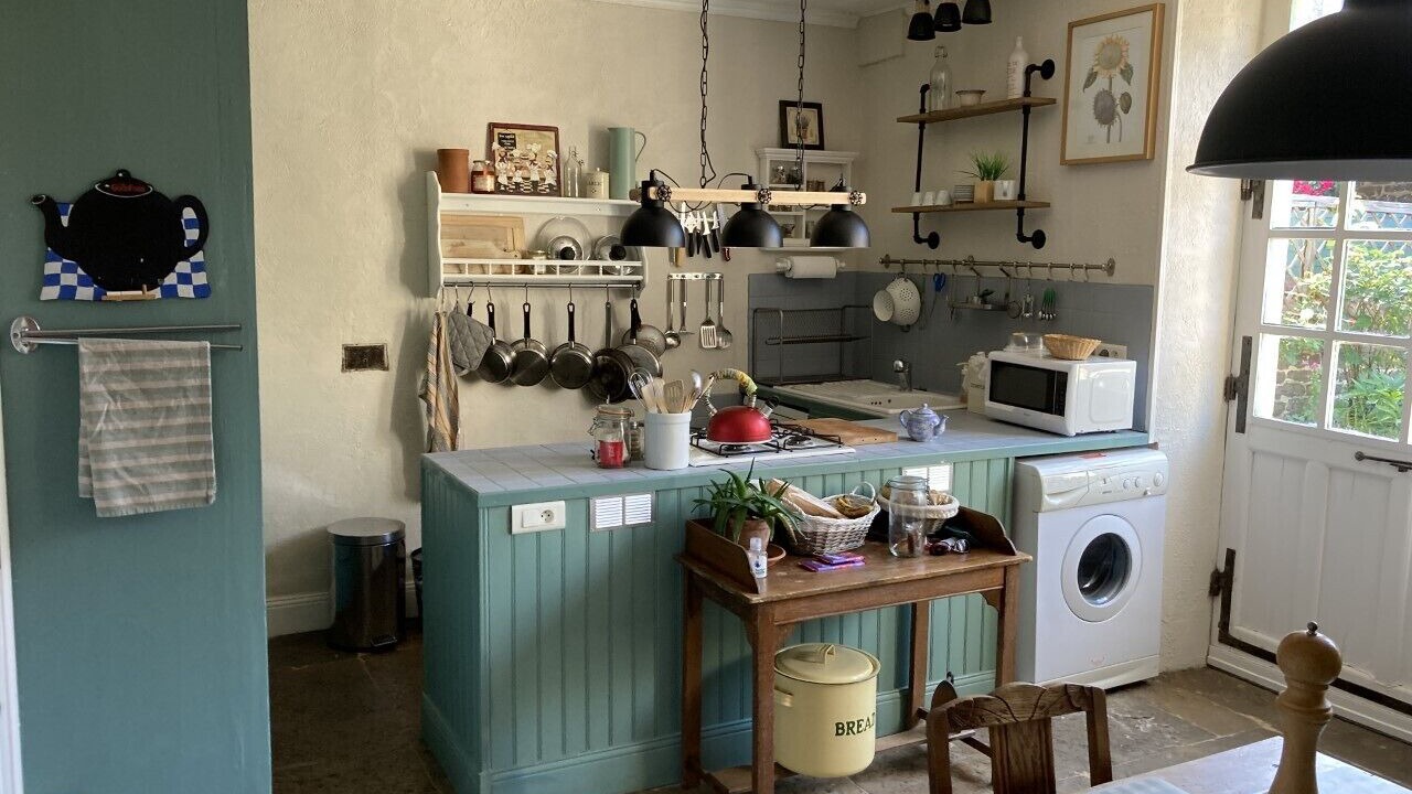 Photo of Others in Auxant