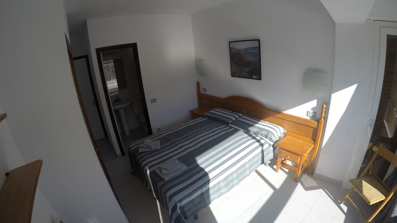 Photo of Bedroom in Sort