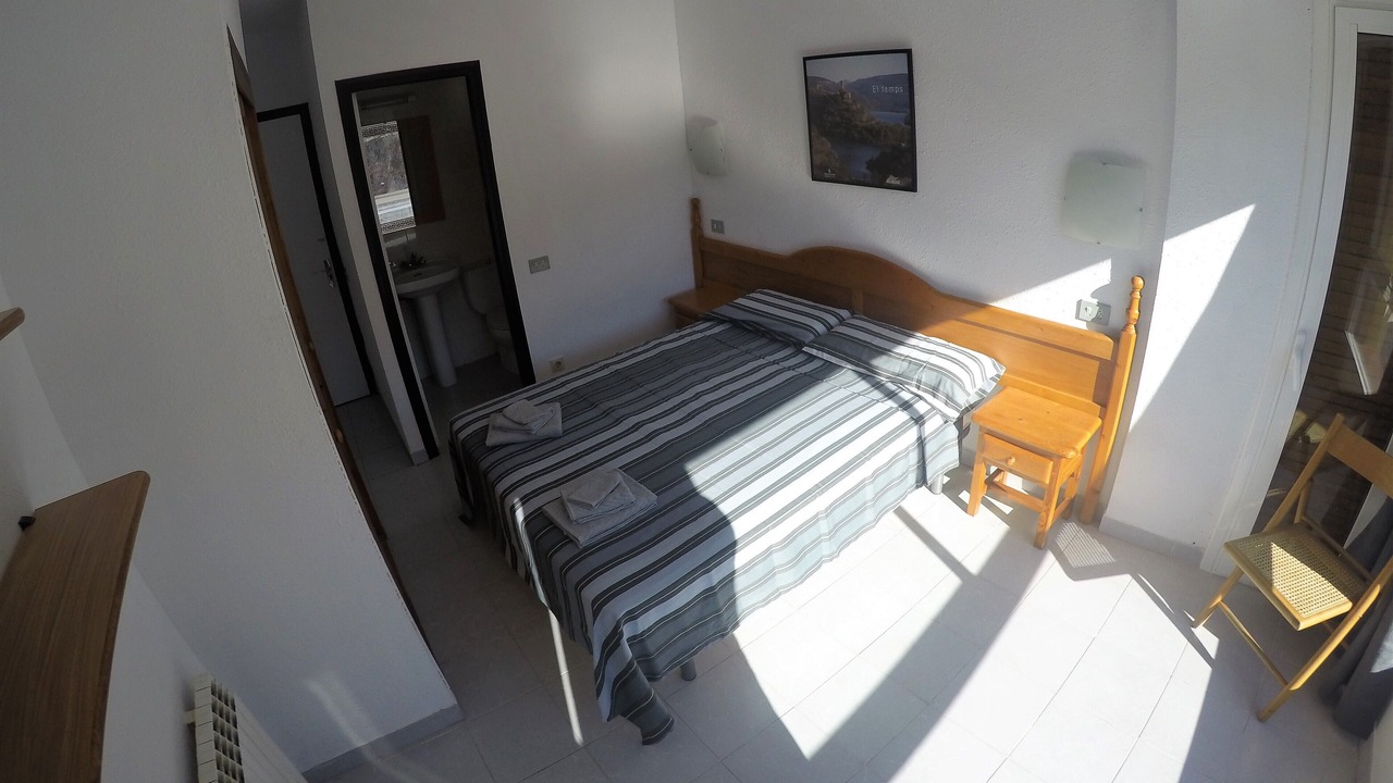 Photo of Bedroom in Sort